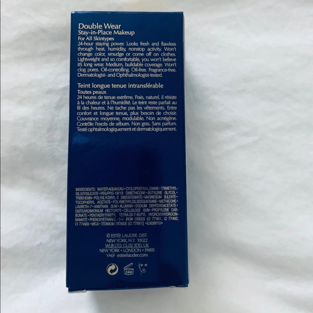 Water lauder double wear foundation - Picture 2 of 4